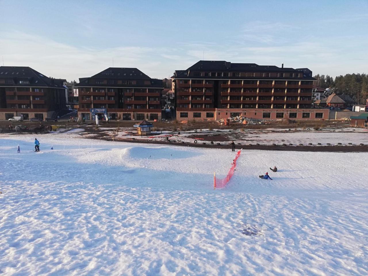Lux Apartman Natasa Zlatibor Luaran gambar